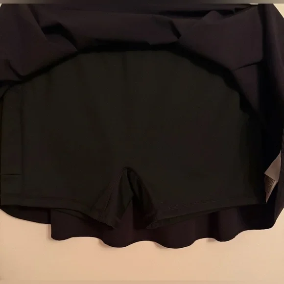 NWOT ENGLISH FACTORY SPORTSWEAR STRETCHED SKORT - Picture 11 of 11